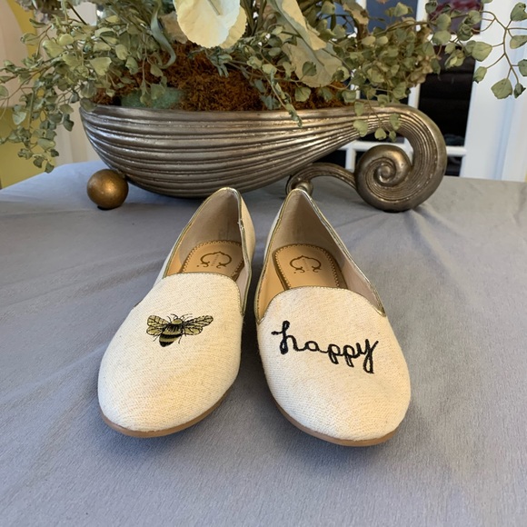 c wonder bee happy shoes